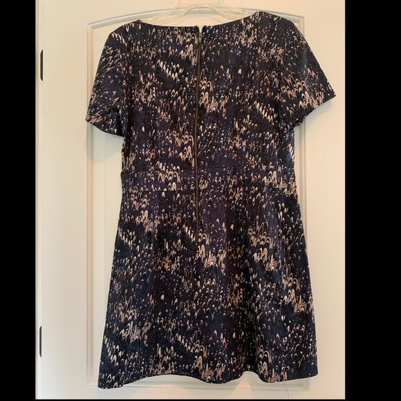 French Connection Iconic Shift Dress - Picture 4 of 4